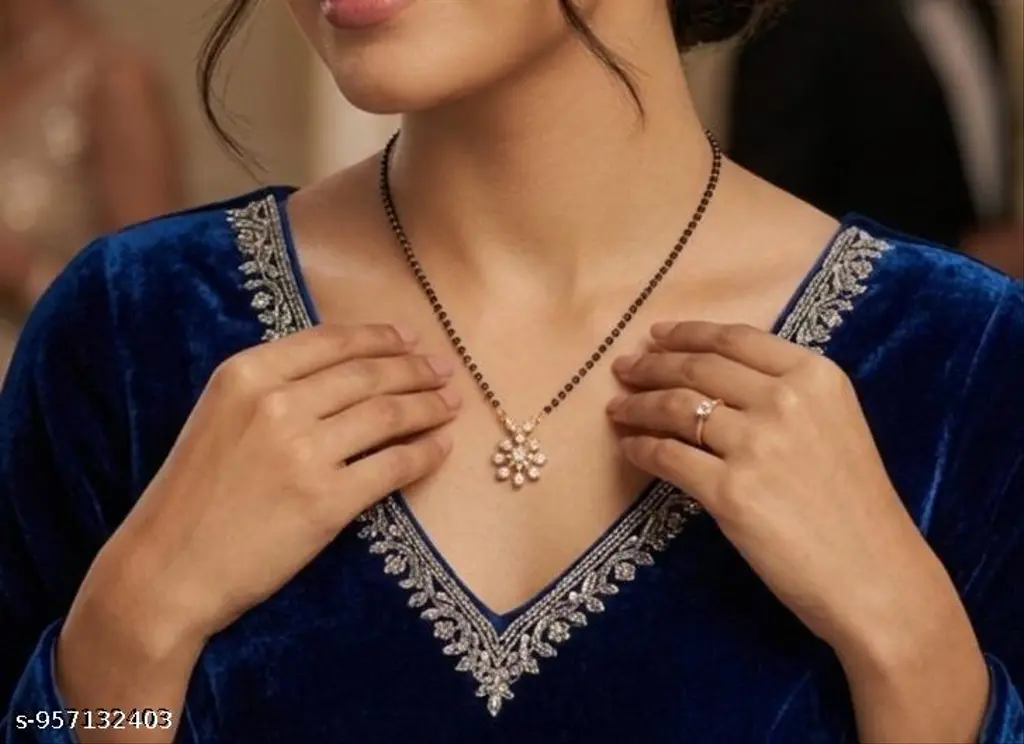 Floral Pendant Mangalsutra Chain